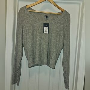 NEW Universal thread gray long sleeve ribbed shirt XXL 2XL cropped